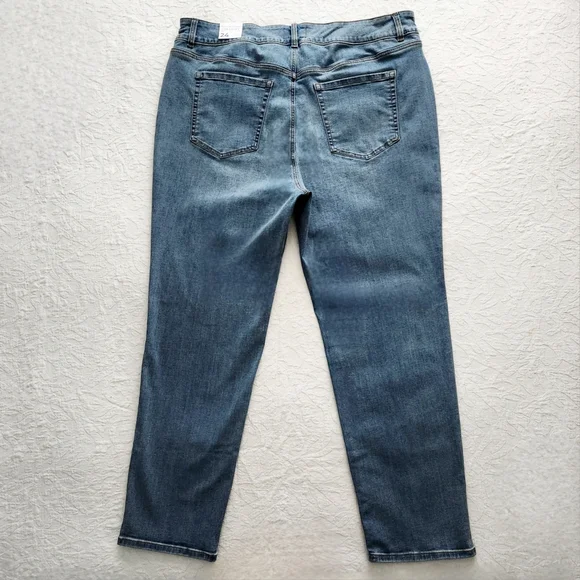 Lane Bryant NWT Straight Leg High-Rise Tighter Tummy Jeans Flex Waistband, Sz 24 - Picture 6 of 16